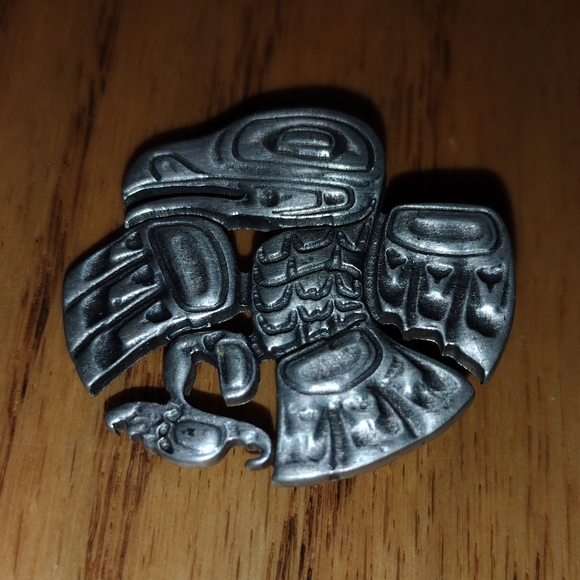 Native American eagle brooch by Wade Baker - Picture 10 of 16